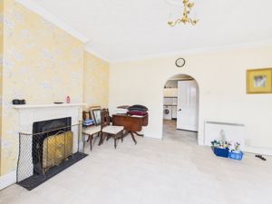Lounge- click for photo gallery